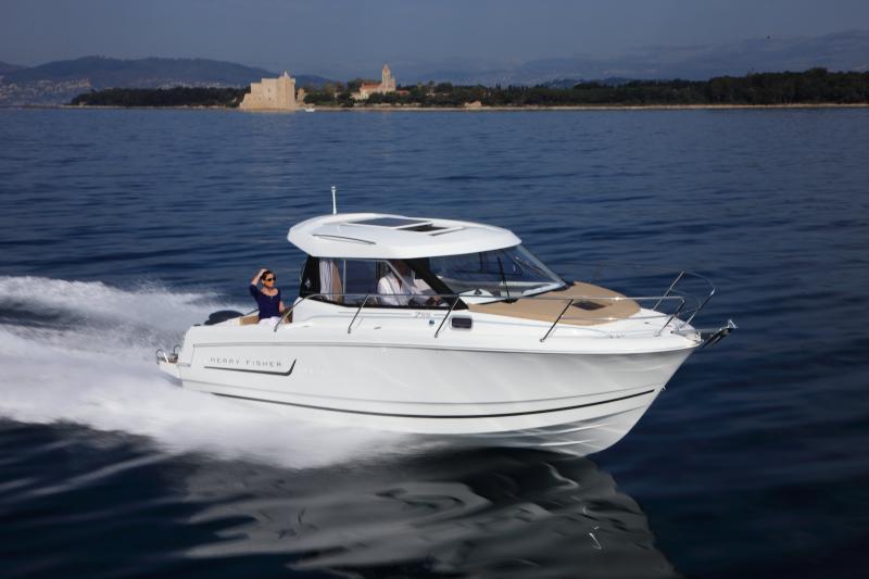 Merry Fisher 755 │ Merry Fisher of 7m │ Boat powerboat Jeanneau 6591