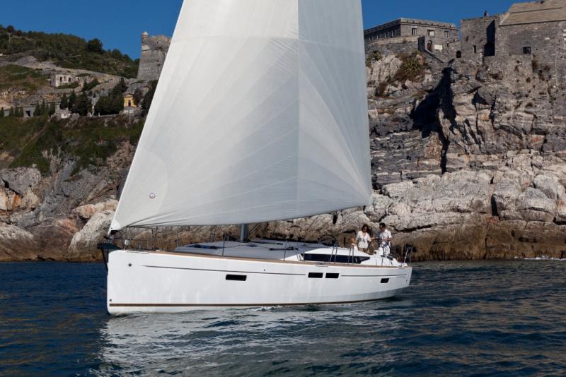 Sun Odyssey 469 │ Sun Odyssey of 14m │ Boat Sailboat Jeanneau 8398