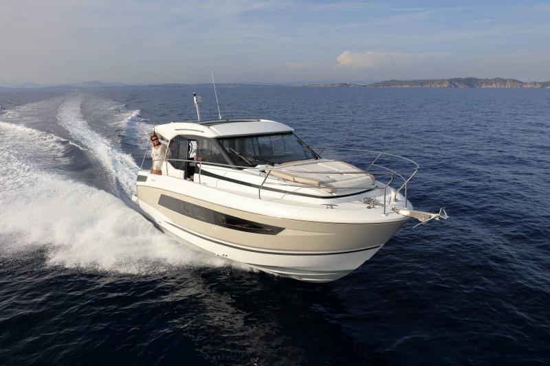 NC 33 │ NC of 11m │ Boat powerboat JeanneauNC33-Exterior 24478