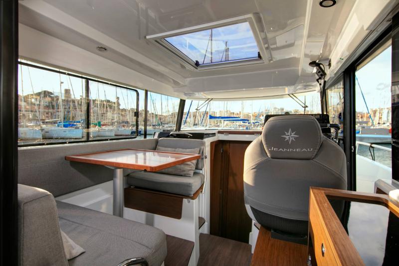 Merry Fisher 895 Sport │ Merry Fisher Sport of 9m │ Boat powerboat Jeanneau  18678