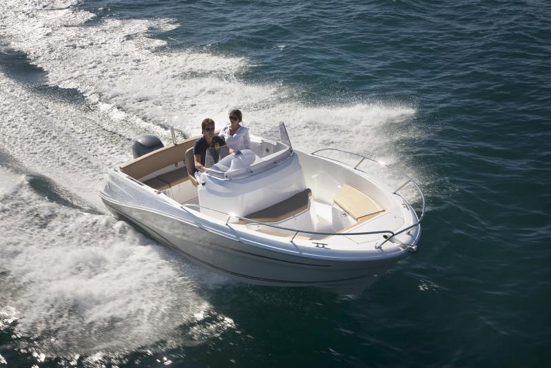 Cap Camarat 6.5 CC │ Cap Camarat Center Console de 7m │ Bateaux Moteurs Jeanneaubateau Cap_Camarat_CC-6.5CC2 774