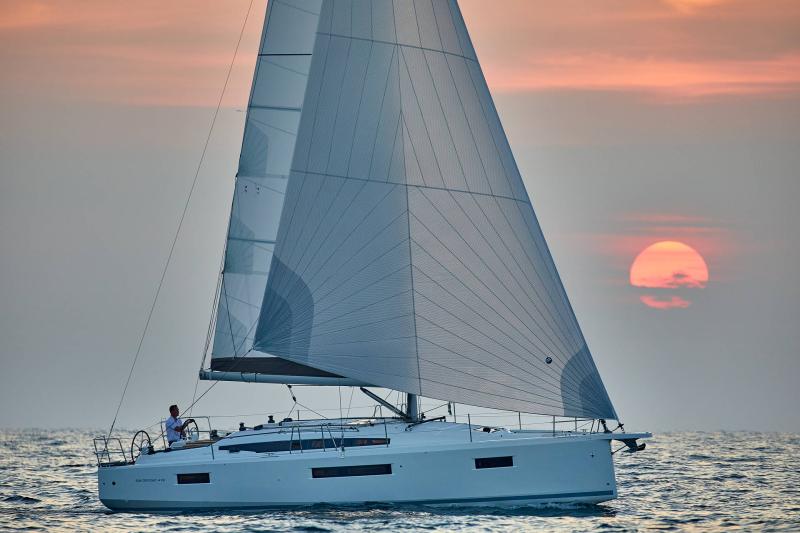 Sun Odyssey 410 │ Sun Odyssey of 12m │ Boat Sailboat JeanneauSun-Odyssey-410 19269