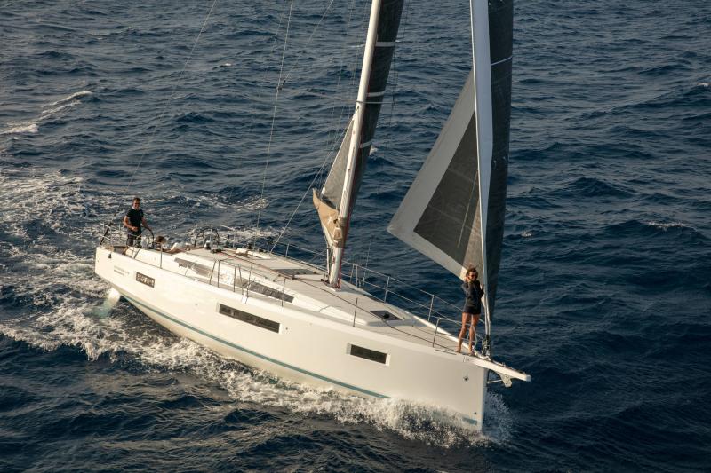 Sun Odyssey 410 │ Sun Odyssey of 12m │ Boat Veleros JeanneauSun Odyssey 410 19220