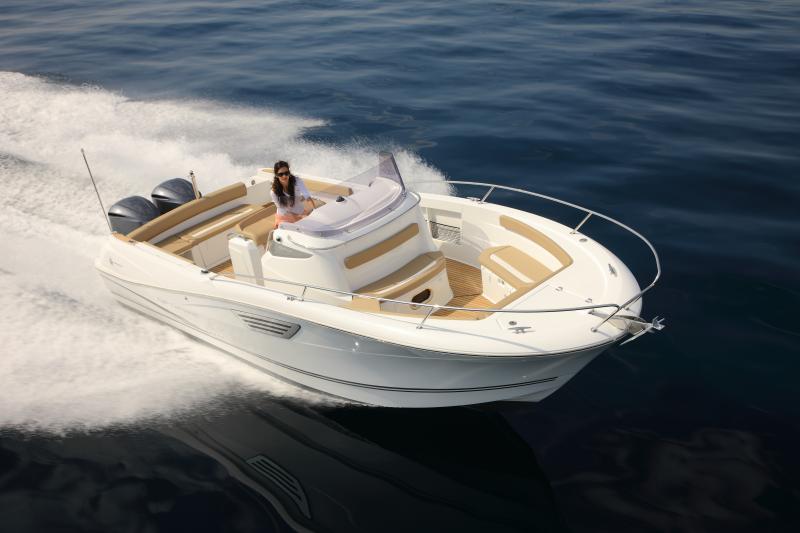 Cap Camarat 8.5 CC │ Cap Camarat Center Console de 8m │ Bateaux Moteurs Jeanneaubateau Cap_Camarat_CC-8.5CC 446