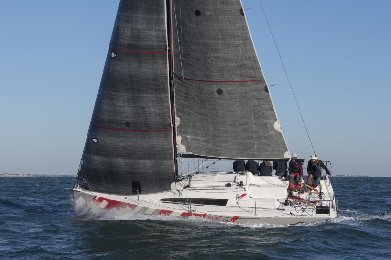 Sun Fast 3200 │ Sun Fast of 10m │ Boat Sailboat Jeanneau 3745