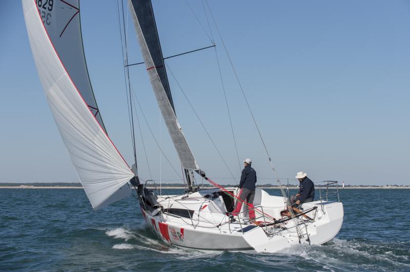 Sun Fast 3200 │ Sun Fast of 10m │ Boat Sailboat Jeanneau 3723