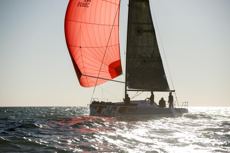 Sun Fast 3200 │ Sun Fast of 10m │ Boat Sailboat Jeanneau 3737