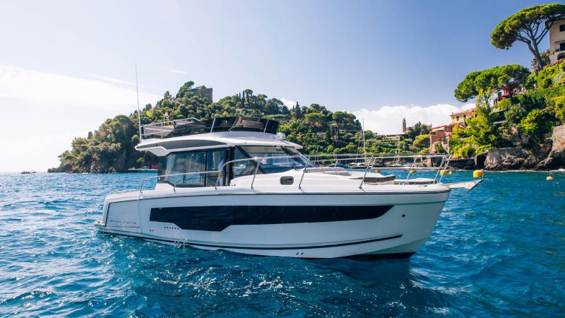 Merry Fisher 1095 Fly Serie2 │ Merry Fisher of 10m │ Boat Moteurs Jeanneau 32166