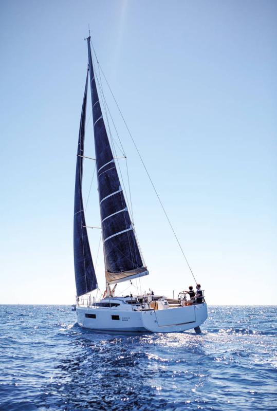 Sun Odyssey 410 │ Sun Odyssey of 12m │ Boat Sailboat JeanneauSun Odyssey 410 19258