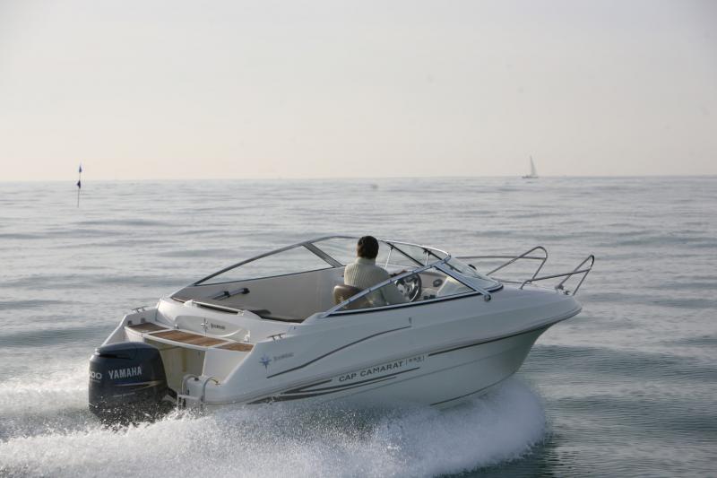 Cap Camarat 5.5 DC │ Cap Camarat Day Cruiser de 5m │ Bateaux Moteurs Jeanneau 6013