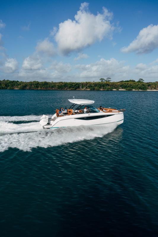 TH33 │ TH of 0m │ Boat Moteurs Jeanneau 32262