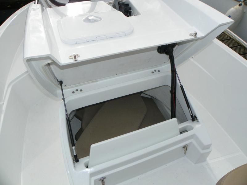 Cap Camarat 4.7 CC │ Cap Camarat Center Console de 5m │ Bateaux Moteurs Jeanneaubateau Cap_Camarat_CC-4.7CC 897