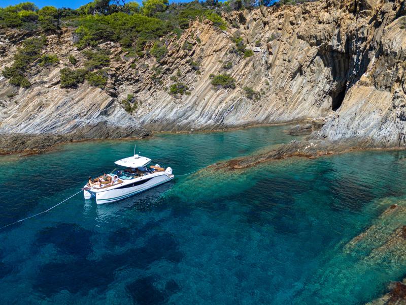 TH33 │ TH of 10m │ Boat Moteurs Jeanneau 31829