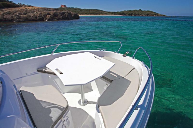 Cap Camarat 4.7 CC │ Cap Camarat Center Console de 5m │ Bateaux Moteurs Jeanneau 10939