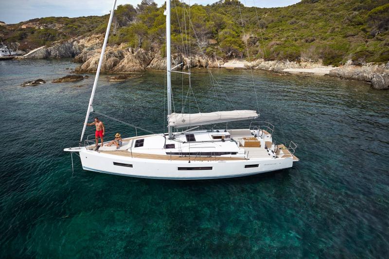 Sun Odyssey 440 │ Sun Odyssey of 13m │ Boat Sailboat JeanneauSun-Odyssey 440 19445