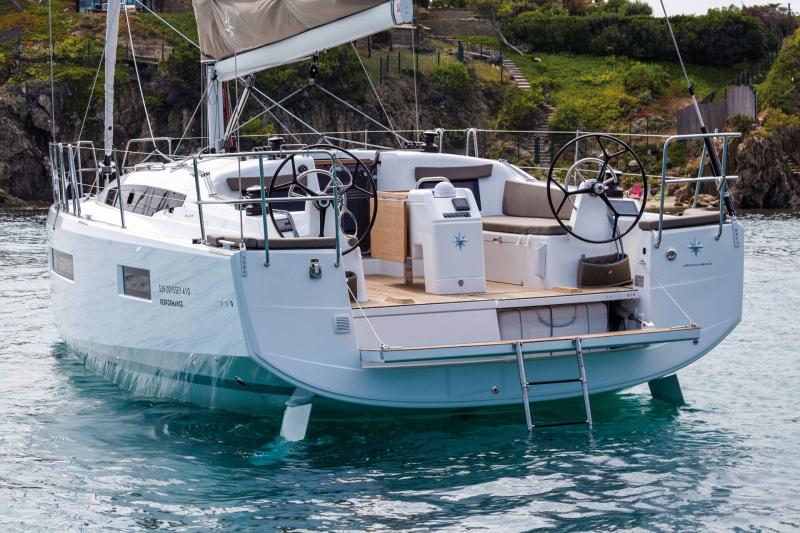 Sun Odyssey 410 │ Sun Odyssey of 12m │ Boat Sailboat JeanneauSun Odyssey 410 19242