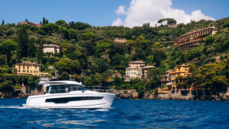 Merry Fisher 1095 Fly Serie2 │ Merry Fisher of 10m │ Boat Moteurs Jeanneau 32170