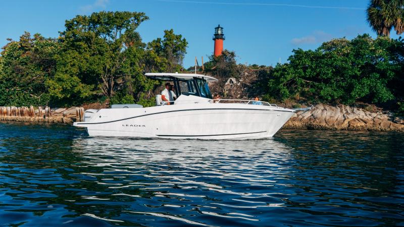 Leader 9.0 CC Series 2 │ Leader CC of 8m │ Boat Moteurs Jeanneau 32244