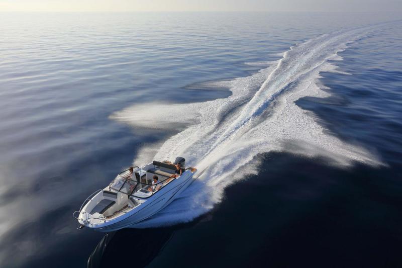 Cap Camarat 7.5 BR │ Cap Camarat Bow Rider of 8m │ Boat Moteurs JeanneauCap Camarat 7.5 BR 10508