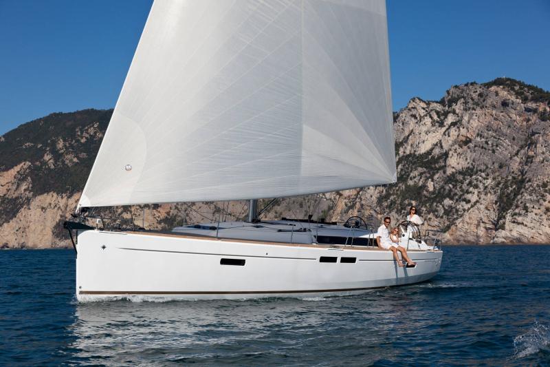 Sun Odyssey 479 │ Sun Odyssey of 14m │ Boat Sailboat JeanneauSun Odyssey 479 19558