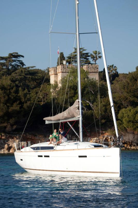 Sun Odyssey 449 │ Sun Odyssey of 14m │ Boat Sailboat JeanneauSun Odyssey 449 19503