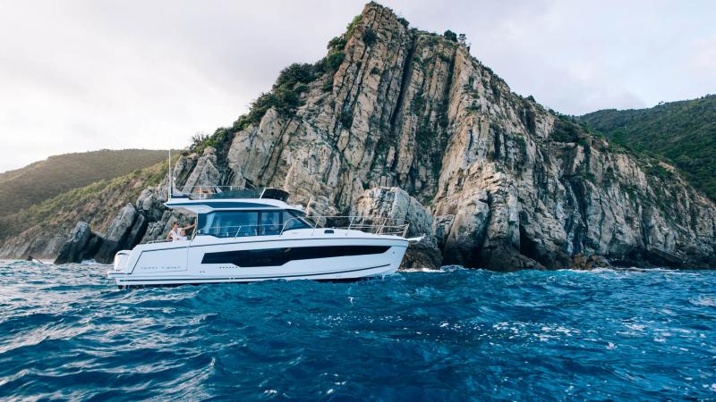 Merry Fisher 1095 Fly Serie2 │ Merry Fisher of 10m │ Boat Moteurs Jeanneau 32158