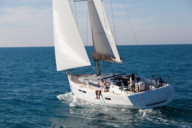 Sun Odyssey 479 │ Sun Odyssey of 14m │ Boat Sailboat JeanneauSun Odyssey 479 19559