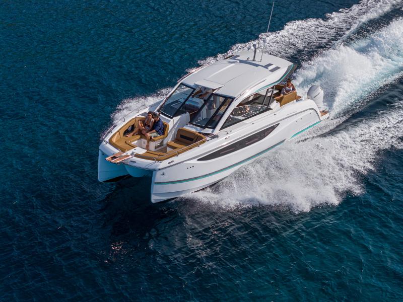 TH38 │ TH of 0m │ Boat Moteurs Jeanneau 31852