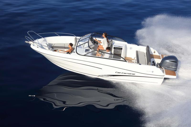 Cap Camarat 7.5 BR │ Cap Camarat Bow Rider of 8m │ Boat Moteurs JeanneauCap Camarat 7.5 BR 10501