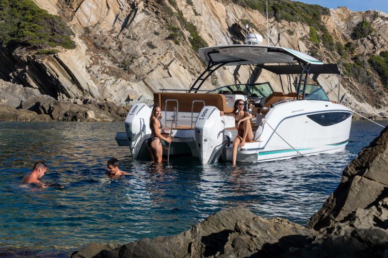 TH33 │ TH of 10m │ Boat Moteurs Jeanneau 31822