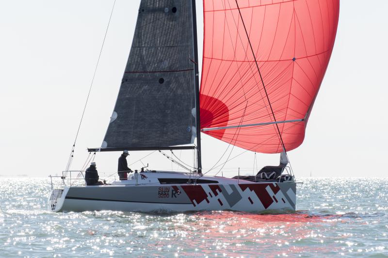 Sun Fast 3200 │ Sun Fast of 10m │ Boat Sailboat Jeanneau 3713