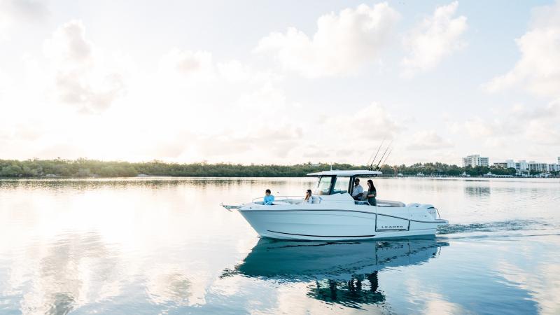 Leader 9.0 CC Series 2 │ Leader CC of 8m │ Boat Moteurs Jeanneau 32245