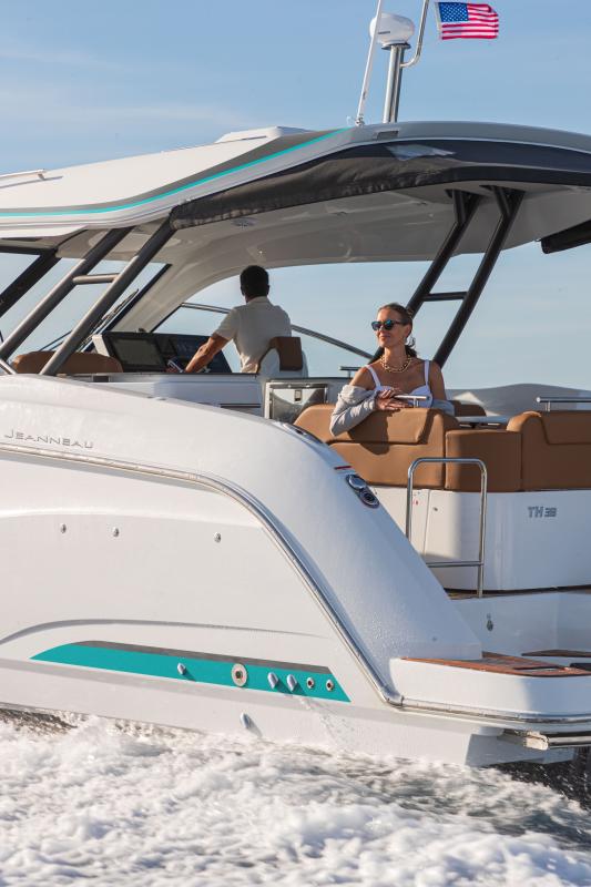 TH38 │ TH of 0m │ Boat Moteurs Jeanneau 31848