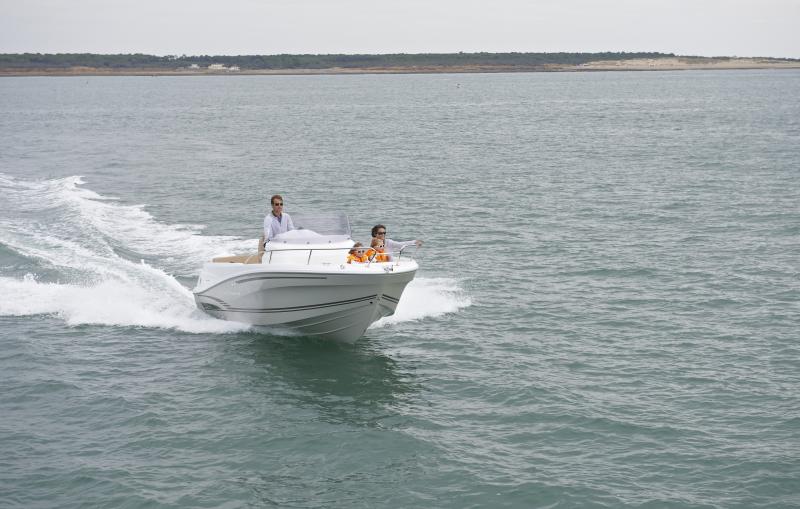 Cap Camarat 6.5 CC │ Cap Camarat Center Console de 7m │ Bateaux Moteurs Jeanneaubateau Cap_Camarat_CC-6.5CC2 548