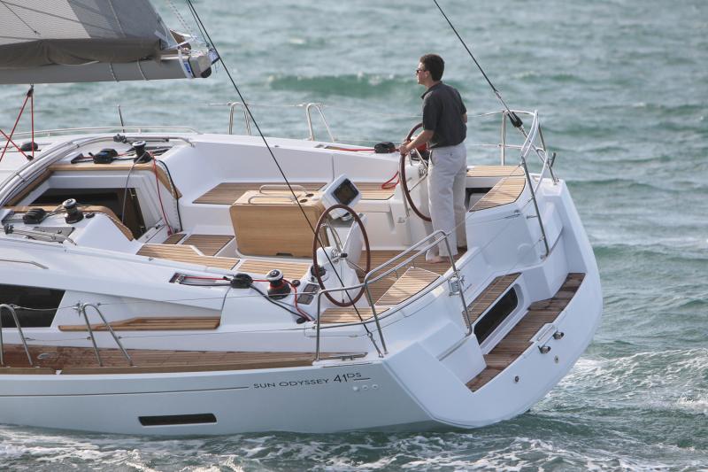 Sun Odyssey 41 DS │ Sun Odyssey DS of 12m │ Boat Sailboat Jeanneauboat Sun-Odyssey-DS-41DS 512