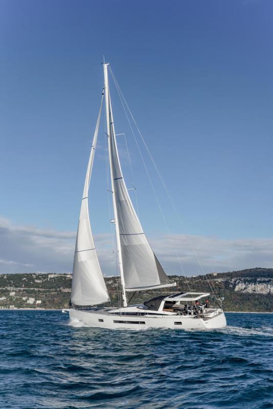 Jeanneau Yachts 65 │ Jeanneau Yachts of 21m │ Boat Sailboat JeanneauJeanneau Yachts 65 24255