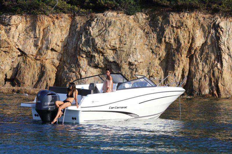 Cap Camarat 7.5 BR │ Cap Camarat Bow Rider of 8m │ Boat Moteurs JeanneauCap Camarat 7.5 BR 10528