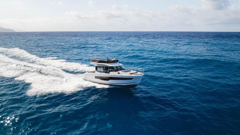 Merry Fisher 1095 Fly Serie2 │ Merry Fisher of 10m │ Boat Moteurs Jeanneau 32119