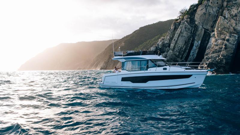 Merry Fisher 1095 Fly Serie2 │ Merry Fisher of 10m │ Boat Moteurs Jeanneau 32156