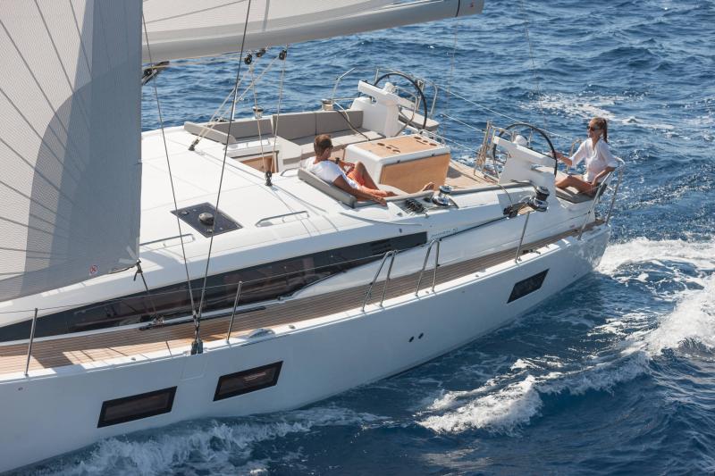 Jeanneau Yachts 51 │ Jeanneau Yachts of 15m │ Boat Veleros JeanneauJeanneau 51 17369