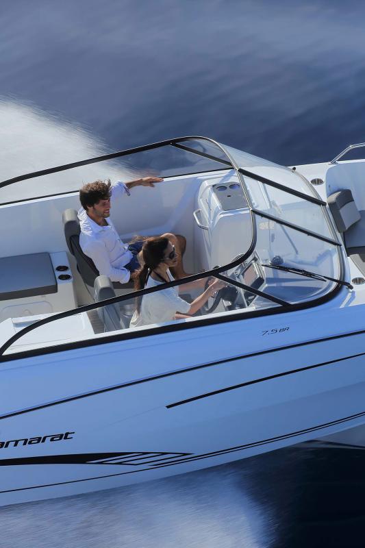 Cap Camarat 7.5 BR │ Cap Camarat Bow Rider of 8m │ Boat Moteurs JeanneauCap Camarat 7.5 BR 10532