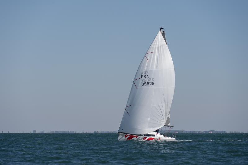 Sun Fast 3200 │ Sun Fast of 10m │ Boat Sailboat Jeanneau 3726