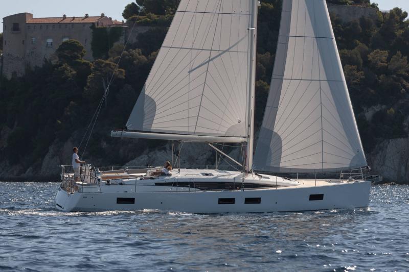 Jeanneau Yachts 51 │ Jeanneau Yachts of 15m │ Boat Veleros JeanneauJeanneau 51 17364