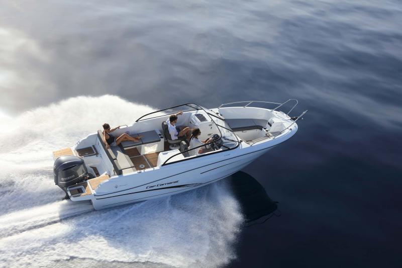 Cap Camarat 7.5 BR │ Cap Camarat Bow Rider of 8m │ Boat Moteurs JeanneauCap Camarat 7.5 BR 10514