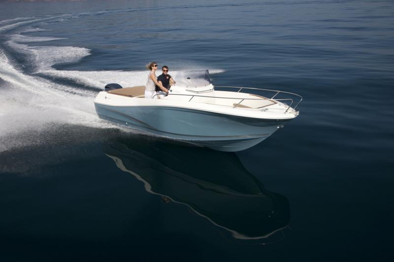 Cap Camarat 7.5 CC │ Cap Camarat Center Console de 7m │ Bateaux Moteurs Jeanneau 5986