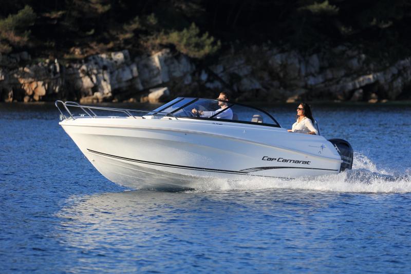 CAP CAMARAT 5.5 BR │ Cap Camarat Bow Rider of 5m │ Boat Moteurs JeanneauCAP CAMARAT 5.5 BR 4811