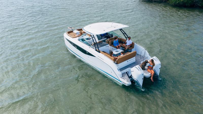 TH33 │ TH of 0m │ Boat Moteurs Jeanneau 32261
