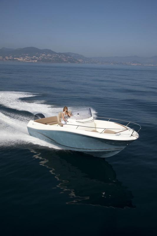 Cap Camarat 7.5 CC │ Cap Camarat Center Console de 7m │ Bateaux Moteurs Jeanneau 5988