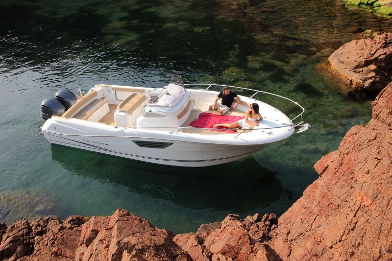 Cap Camarat 8.5 CC │ Cap Camarat Center Console de 8m │ Bateaux Moteurs Jeanneaubateau Cap_Camarat_CC-8.5CC 449