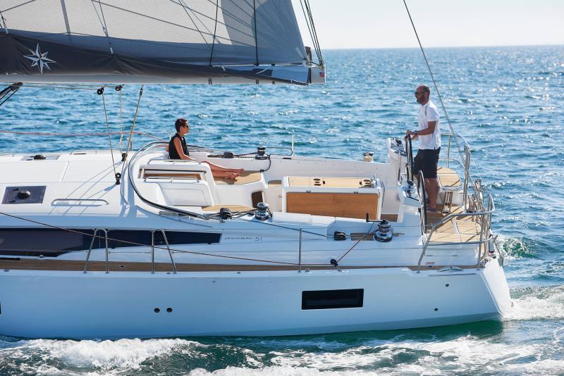 Jeanneau Yachts 51 │ Jeanneau Yachts of 15m │ Boat Veleros JeanneauJeanneau 51 17425